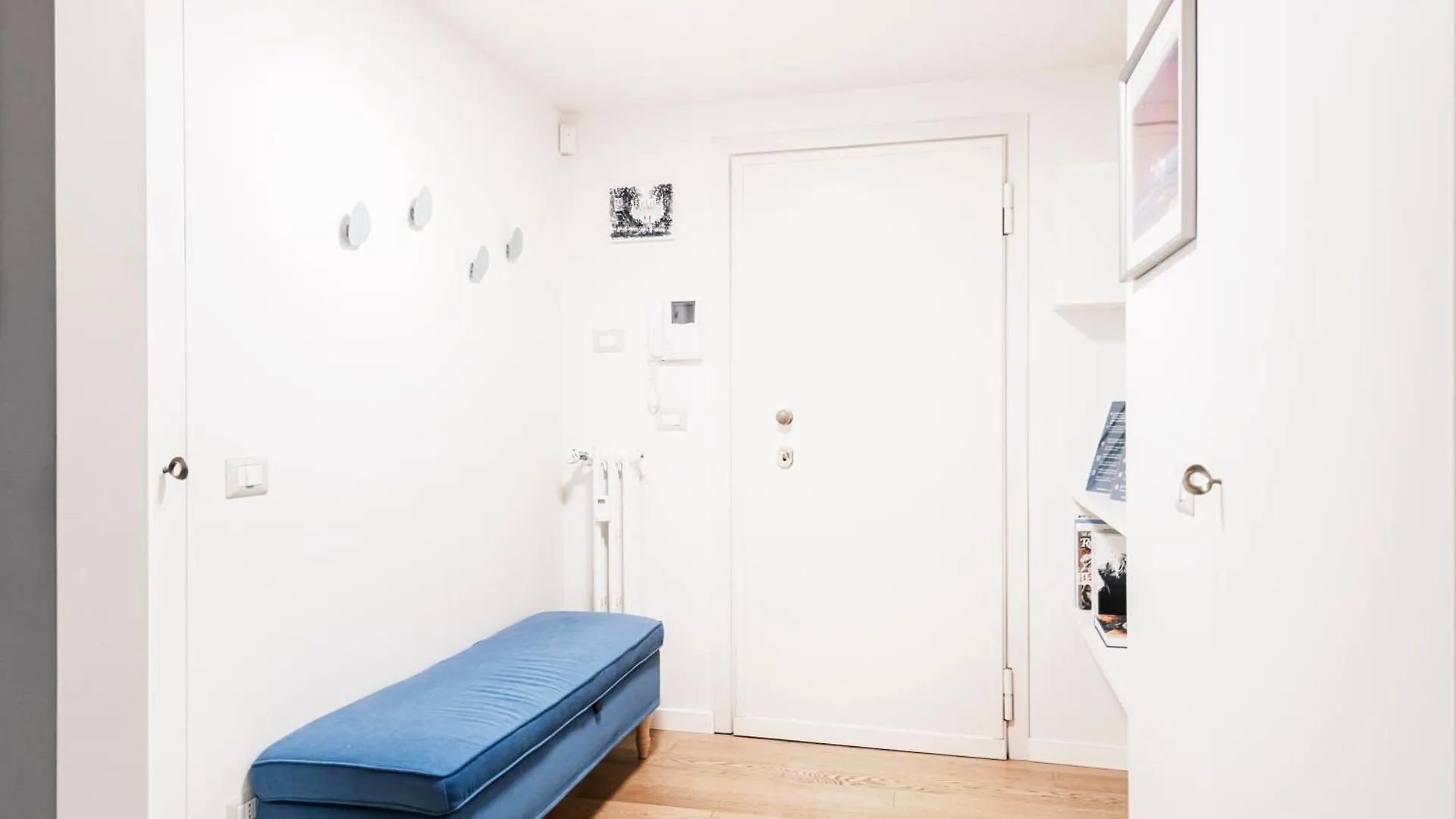 Easylife - Elegante Bilocale Con Terrazzo Apartment Milan 0*,