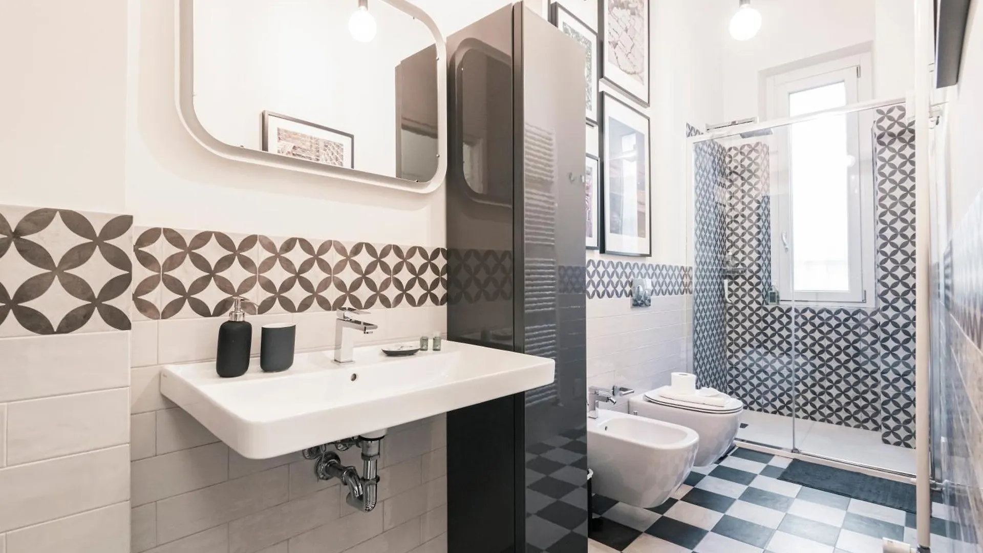 Easylife - Elegante Bilocale Con Terrazzo Apartment Milan 0*,